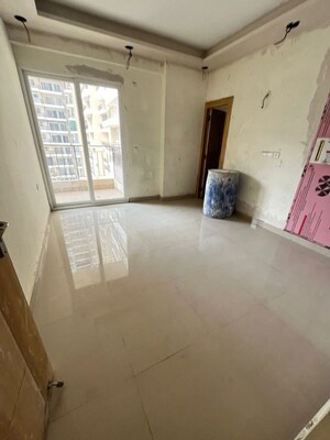 3 BHK Apartment For Rent in Supertech Cape Town, Sector 74