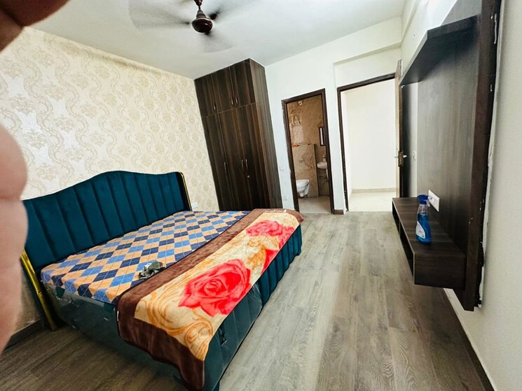Bedroom, pir machalla 3 Bedroom 2200 Sq.Ft. Apartment In Pir Machalla Zirakpur 9911206