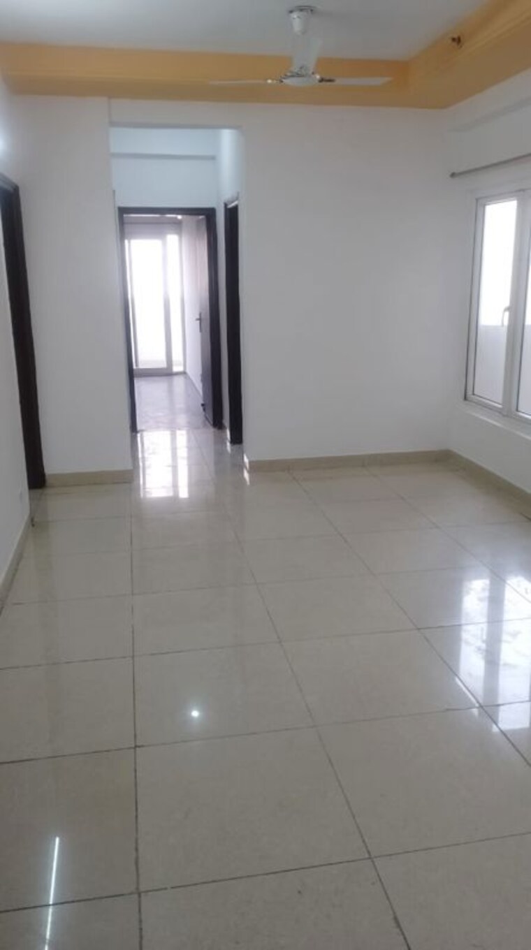Room, golden-residency-indirapuram 2.5 Bedroom 1305 Sq.Ft. Apartment In Ahinsa Khand 2 Ghaziabad 9911209