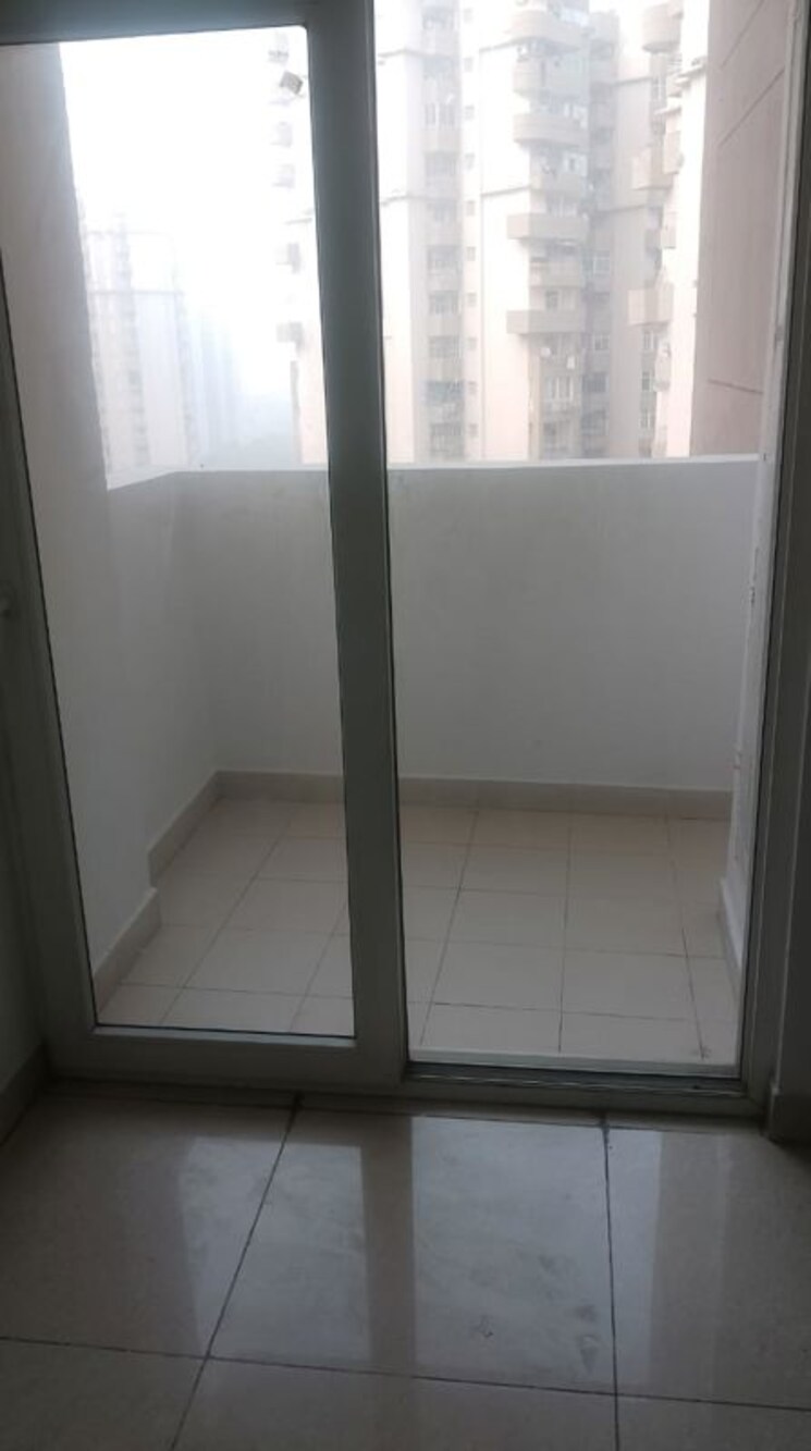 Room, golden-residency-indirapuram 2.5 Bedroom 1305 Sq.Ft. Apartment In Ahinsa Khand 2 Ghaziabad 9911209