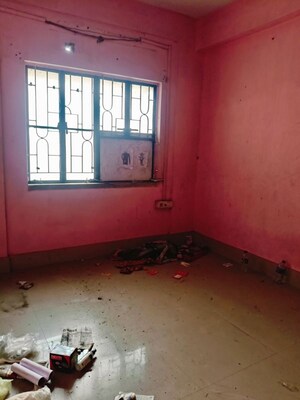 Room in 2 BHK Apartment at Mayur Apartment, Baguiati – for Sale