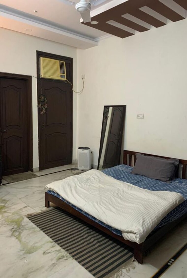 Bedroom, defence colony 2 Bedroom 210 Sq.Yd. Apartment In Defence Colony Delhi 9911221