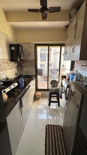 Master Bedroom in 3 BHK Apartment at Andheri West – for Rent
