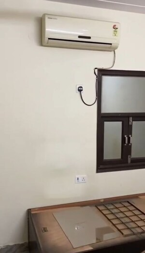 Furnished Amenities in 2 BHK Builder Floor at Patel Nagar – for Rent