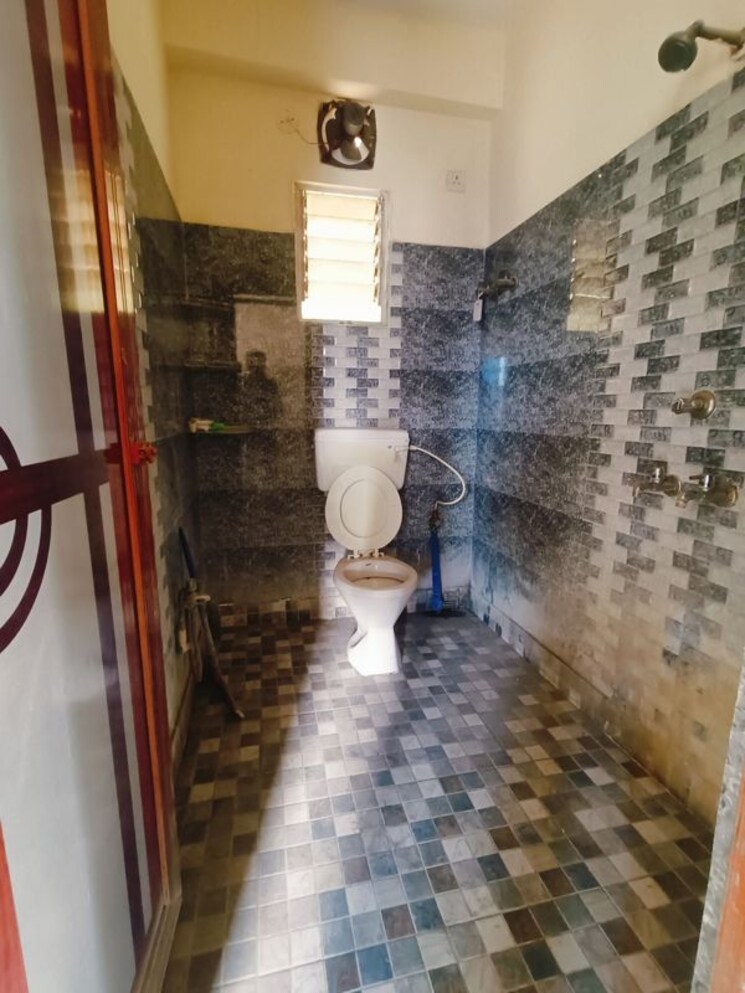 Bathroom, new town 3 Bedroom 1206 Sq.Ft. Apartment In New Town Kolkata 9911252