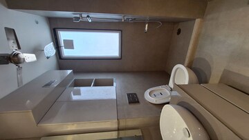 Furnished Amenities in 3 BHK Builder Floor at Dlf Phase I – for Rent