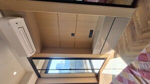 Furnished Amenities in 3 BHK Builder Floor at Dlf Phase I – for Rent