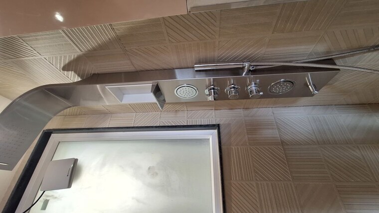 undefined, dlf phase i 3 Bedroom 1800 Sq.Ft. Builder Floor In Dlf Phase I Gurgaon 9911254