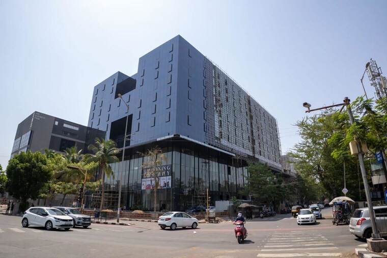 Exterior View, vesu Commercial Office Space 749 Sq.Ft. In Vesu Surat 9911297