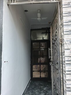 2 BHK + Extra Room Builder Floor For Rent in Lajpat Nagar 4