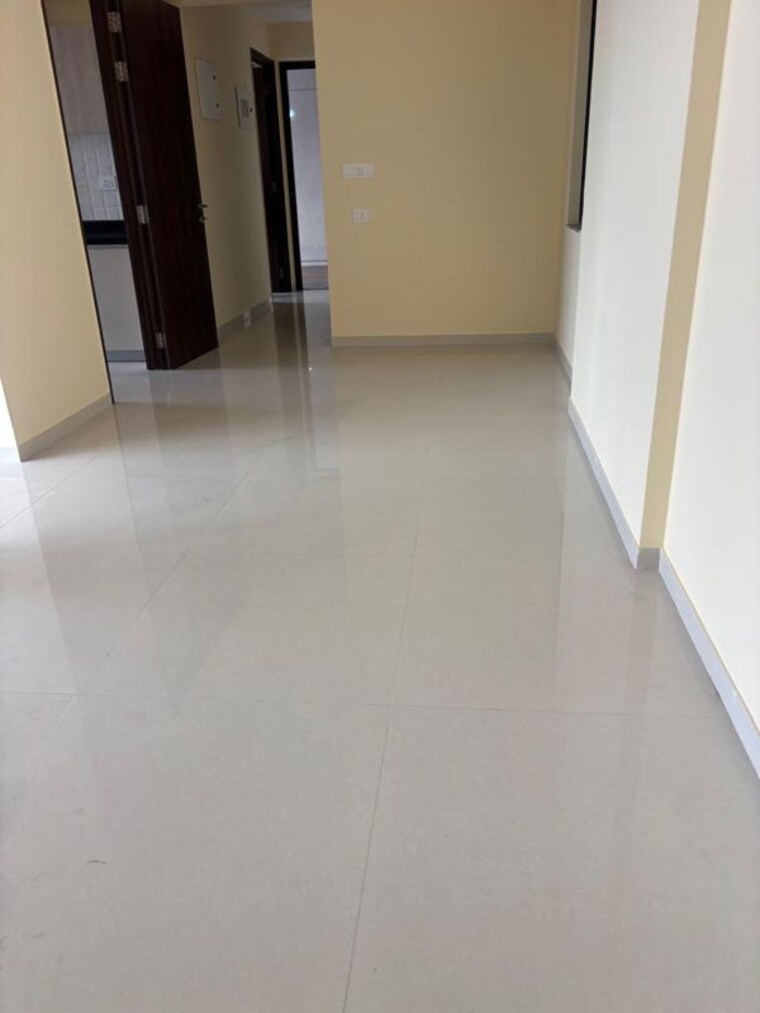 Room, kalpataru-mugnus 3 Bedroom 1200 Sq.Ft. Apartment In Bandra East Mumbai 9911320