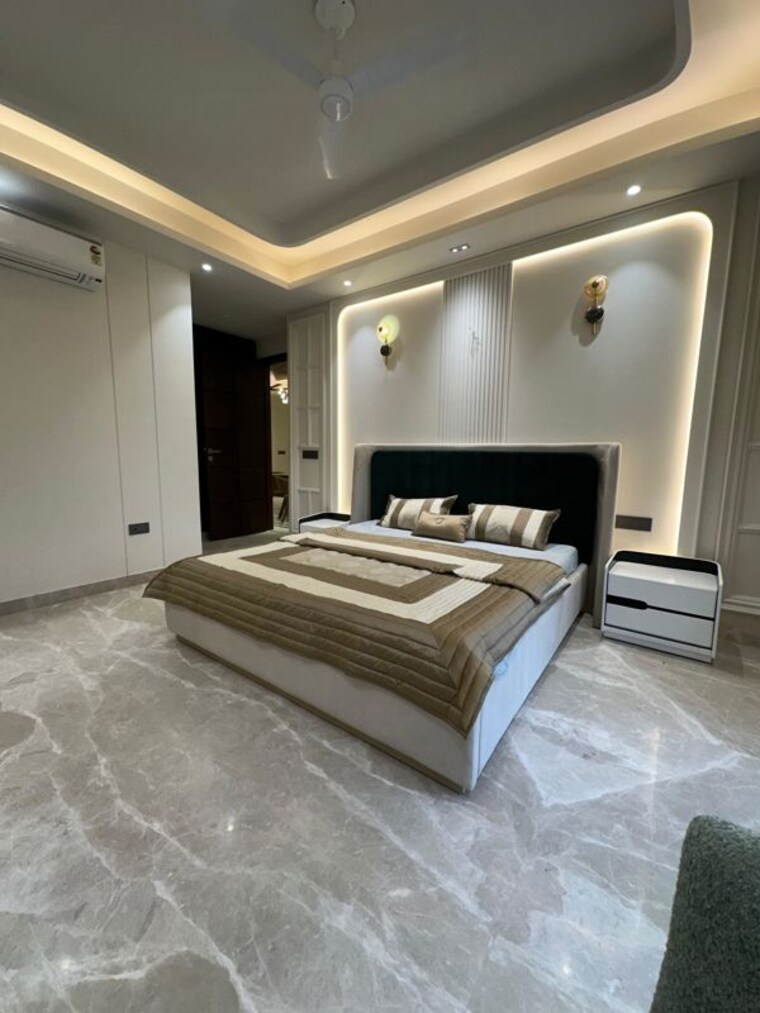 Living Room, ansal-api-versalia 4 Bedroom 270 Sq.Ft. Builder Floor In Sector 67a Gurgaon 9911337