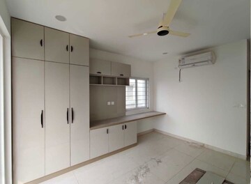 Bathroom in 4 BHK Apartment at Prestige Beverly Hills, Kokapet – for Rent