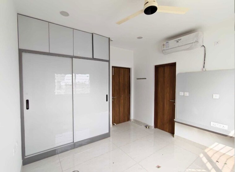 Room, prestige-beverly-hills 4 Bedroom 2708 Sq.Ft. Apartment In Kokapet Hyderabad 9911353