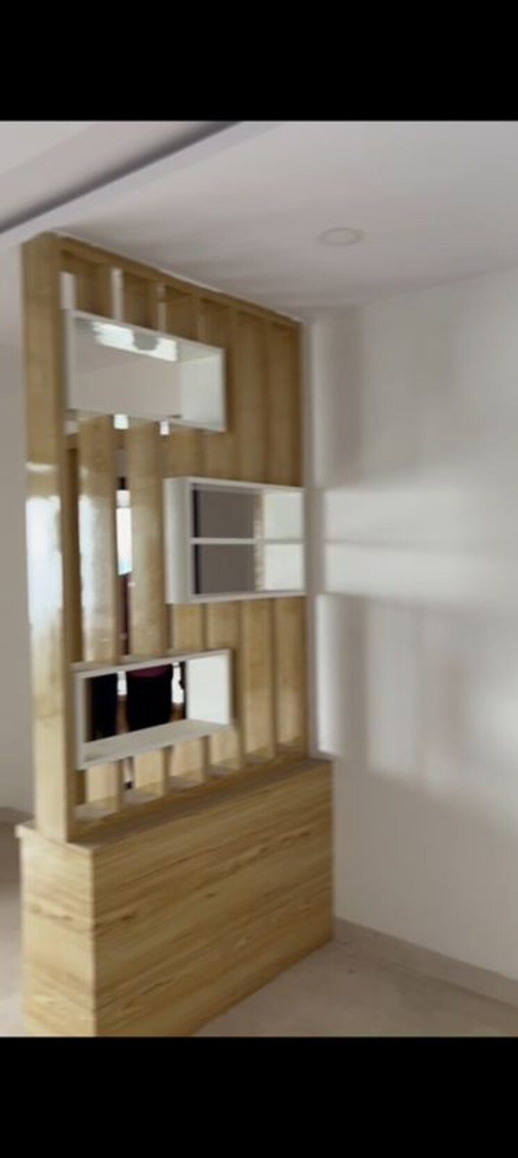 Master Bedroom, embassy-icon 3 Bedroom 2500 Sq.Ft. Apartment In Infantry Road Bangalore 9661301