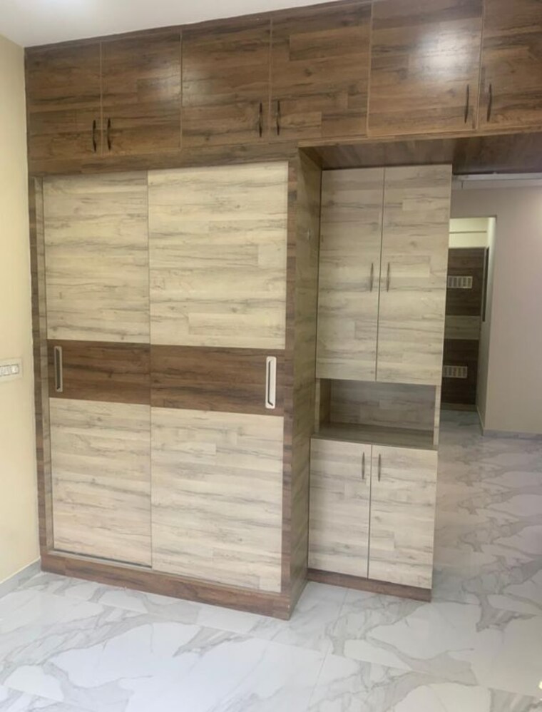 Room, natasha-penta 2.5 Bedroom 1500 Sq.Ft. Apartment In Infantry Road Bangalore 9653847