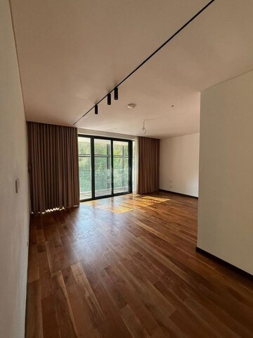 Room in 6 BHK Villa at Embassy Boulevard, Yelahanka – for Sale