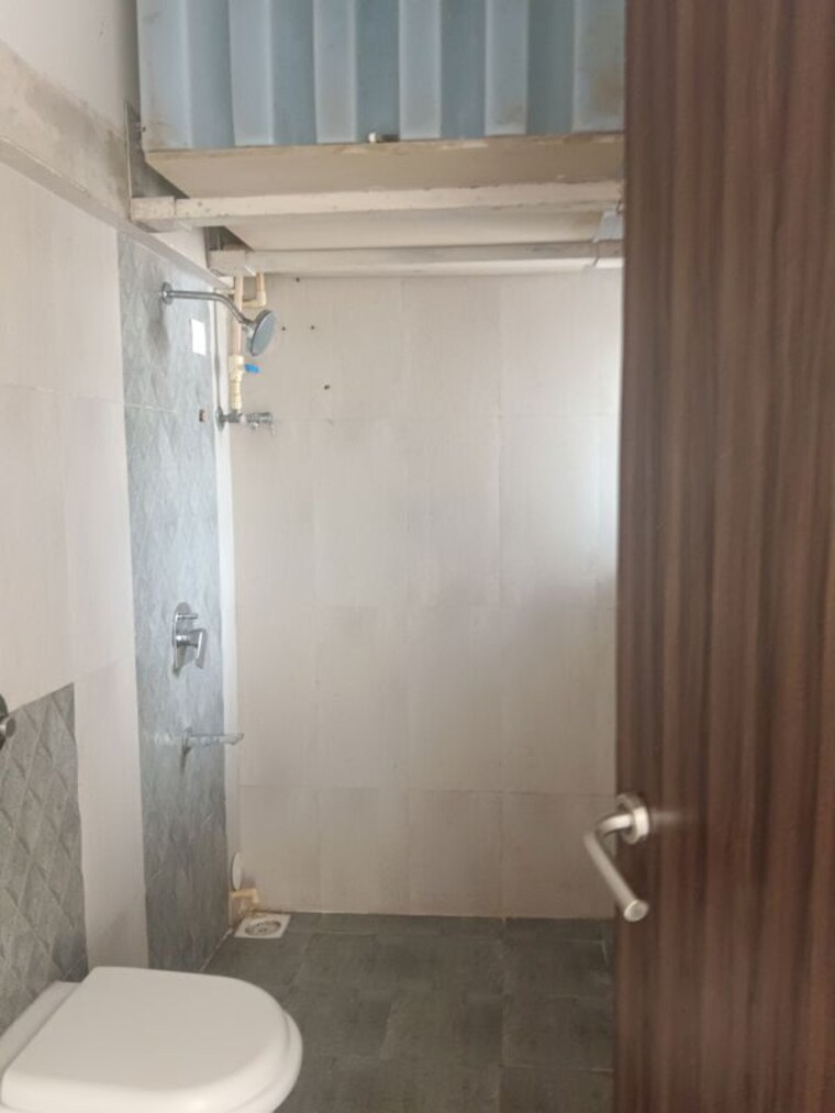 Bathroom, mutha-sai-nirvana 2 Bedroom 1085 Sq.Ft. Apartment In Shahad Thane 9911413