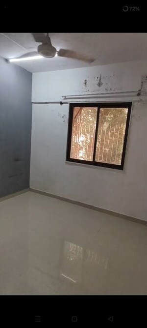 Room in 1 BHK Apartment at Nagnath CHS, Andheri West – for Rent