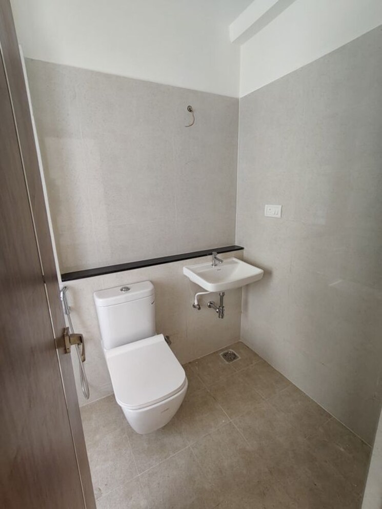 Bathroom, choolaimedu 3 Bedroom 1340 Sq.Ft. Apartment In Choolaimedu Chennai 9911228