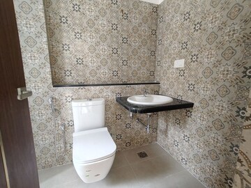 Bathroom in 3 BHK Apartment at Choolaimedu – for Rent