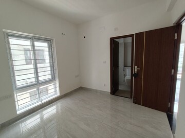Room in 3 BHK Apartment at Choolaimedu – for Rent