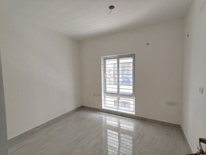 Room in 3 BHK Apartment at Choolaimedu – for Rent
