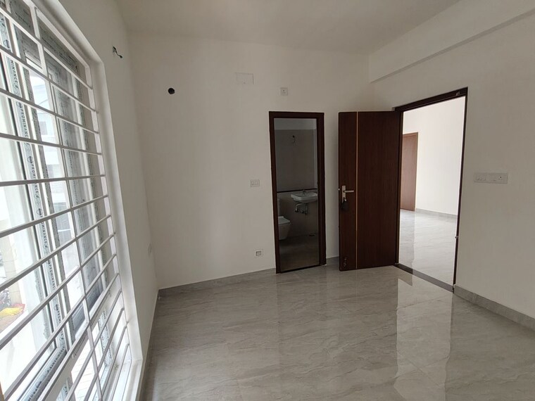Room, choolaimedu 3 Bedroom 1340 Sq.Ft. Apartment In Choolaimedu Chennai 9911222
