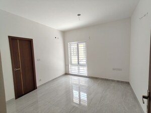 Room in 3 BHK Apartment at Choolaimedu – for Rent