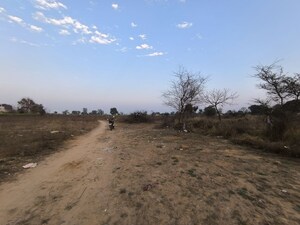  Plot For Sale in Pataudi Road