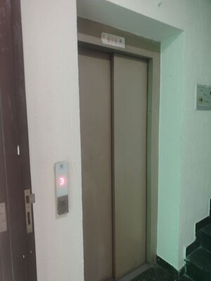 Building Lobby in 3 BHK Builder Floor at Greater Kailash I – for Rent