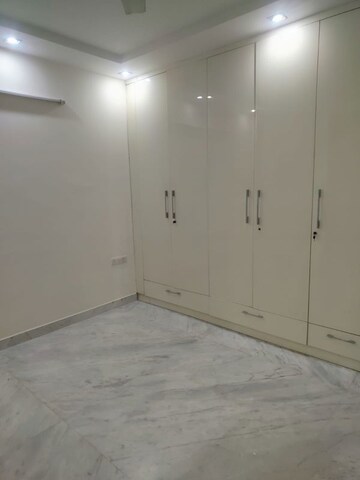 Room in 3 BHK Builder Floor at Greater Kailash I – for Rent