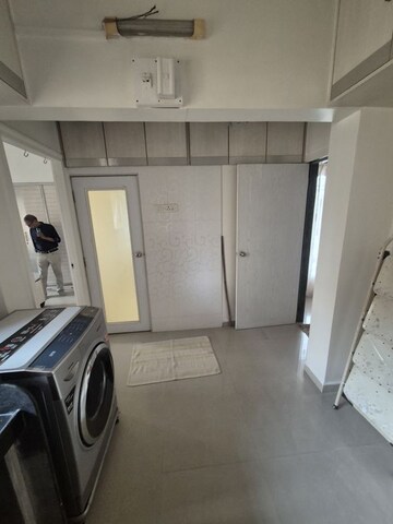 Team Area in 1 BHK Apartment at Shreeji Krupa, Thane West – for Sale