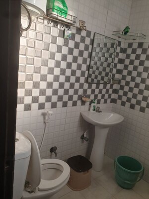 Bathroom in 2 BHK Independent House at Sector 16 – for Rent