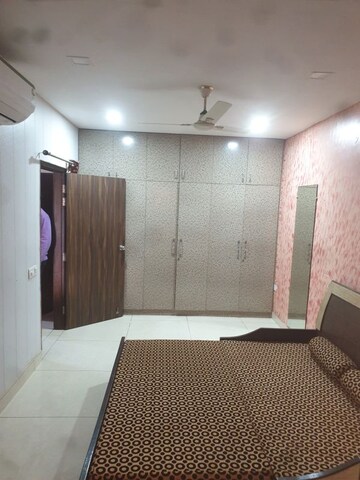 Bedroom in 2 BHK Independent House at Sector 16 – for Rent