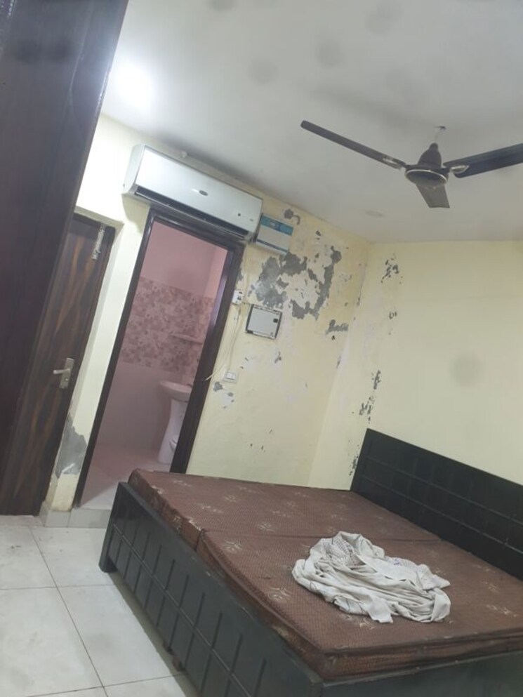 undefined, sector 16 2 Bedroom 850 Sq.Ft. Apartment In Sector 16 Faridabad 9911483