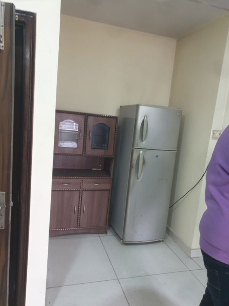 undefined, sector 16 2 Bedroom 850 Sq.Ft. Apartment In Sector 16 Faridabad 9911483