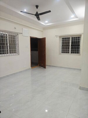 Room in 2 BHK Apartment at Kondapur – for Rent