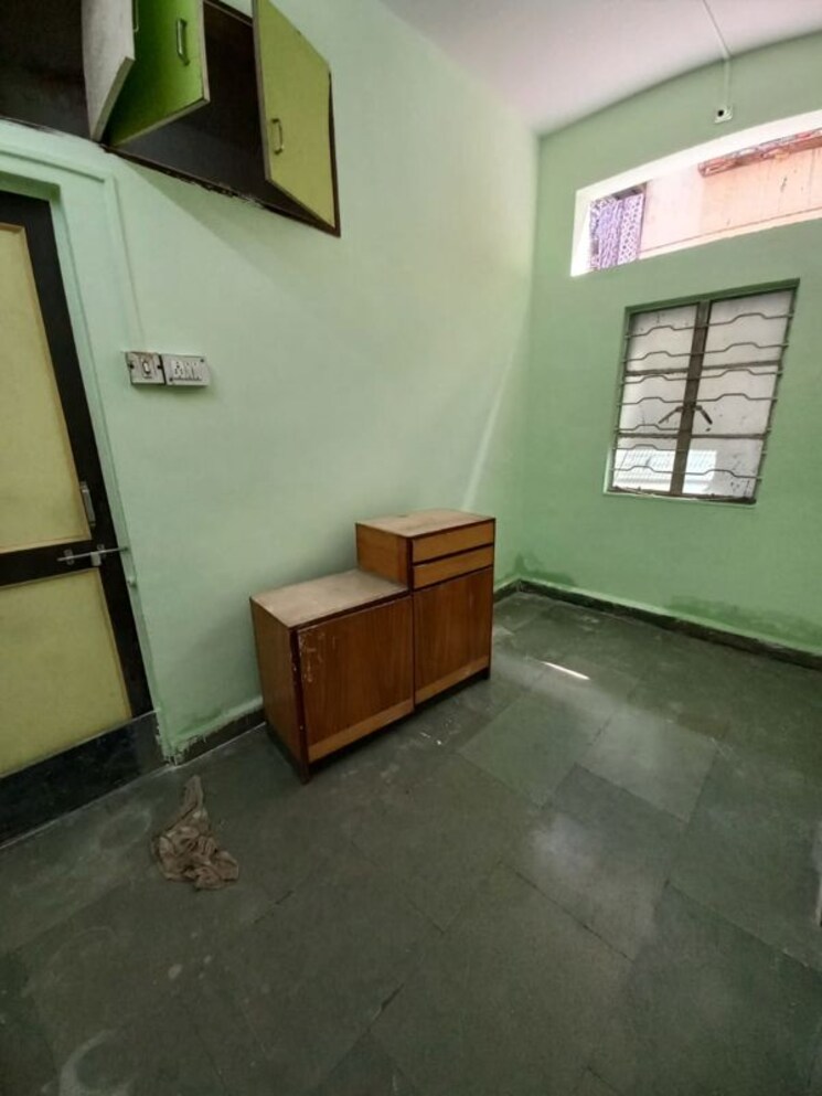 Kitchen, shankar-darshan-chs 1 Bedroom 500 Sq.Ft. Apartment In Dhankawadi Pune 9911487