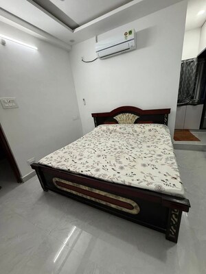 Bedroom in 2 BHK Apartment at Kondapur – for Rent