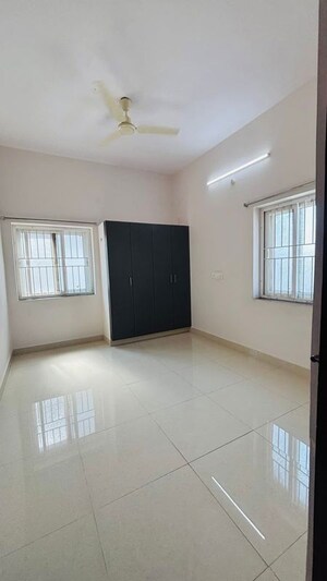 Room in 1 BHK Apartment at Kondapur – for Rent