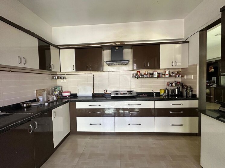 Kitchen, nipania 3 Bedroom 1650 Sq.Ft. Apartment In Nipania Indore 9911502