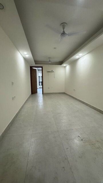 Room in 1 BHK Apartment at Palm Residency Chhatarpur, Rajpur Khurd Extension – for Rent