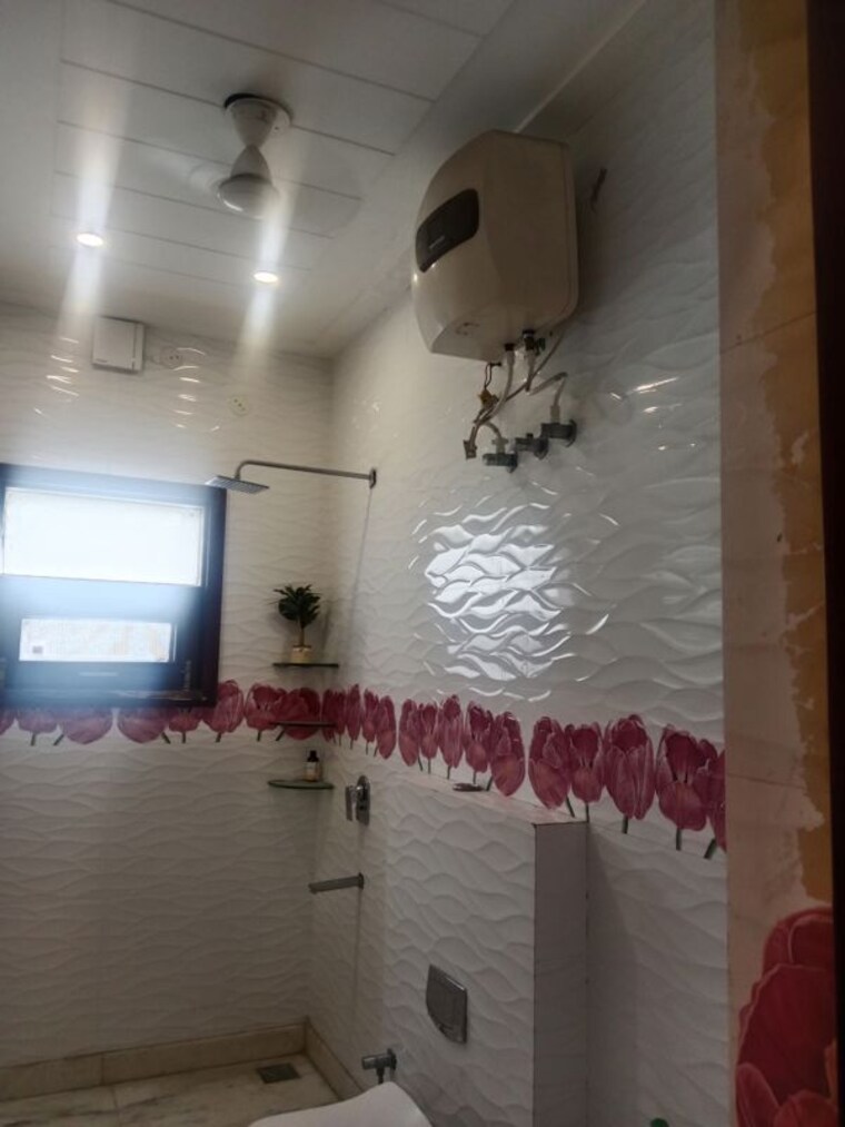 Bathroom, ansals sushant city 2 Bedroom 1300 Sq.Ft. Builder Floor In Ansals Sushant City Panipat 9911536