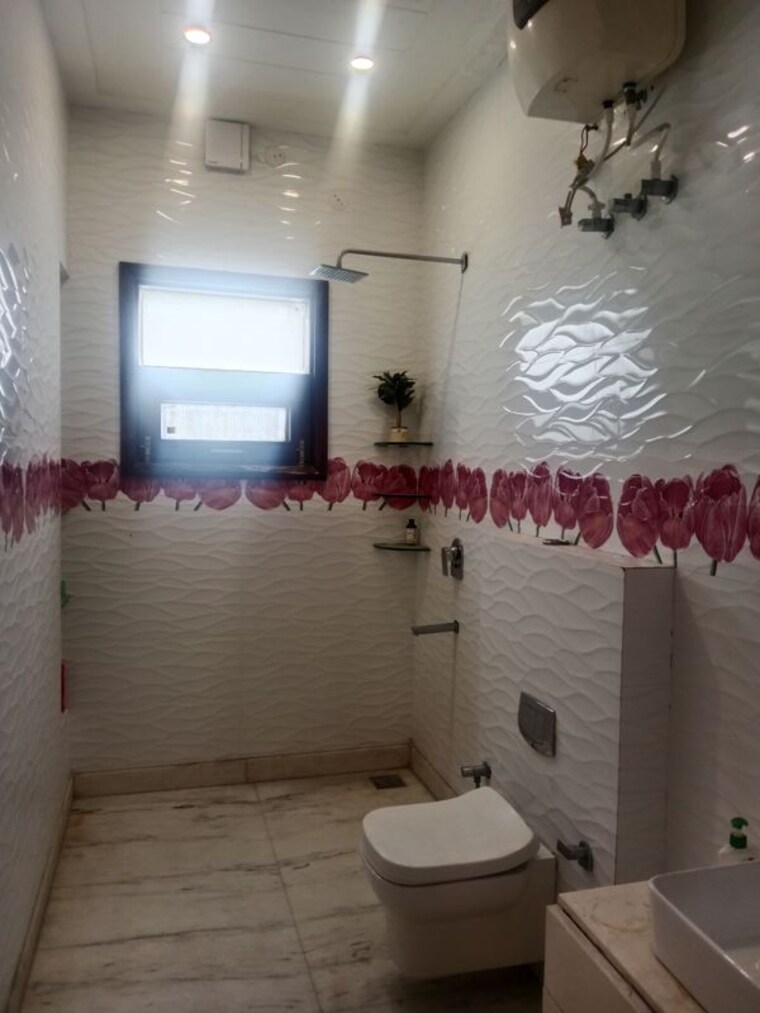 Attached Bathroom, ansals sushant city 2 Bedroom 1300 Sq.Ft. Builder Floor In Ansals Sushant City Panipat 9911536