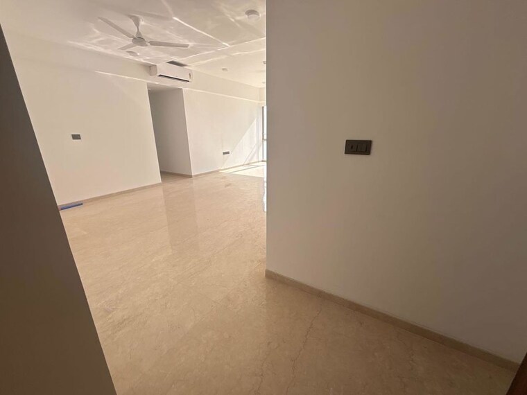 Room, lodha-the-park 3 Bedroom 1254 Sq.Ft. Apartment In Worli Mumbai 9911550