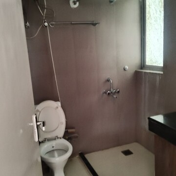 Bathroom in 2 BHK Apartment at Pioneer Park Phase 1, Sector 61 – for Rent