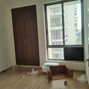 2 BHK Apartment For Rent in Pioneer Park Phase 1, Sector 61