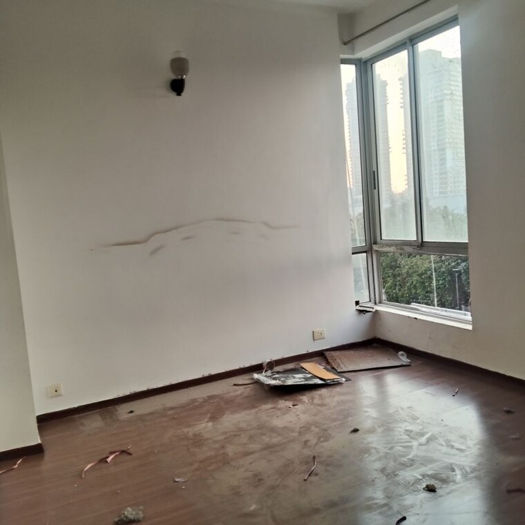 Room, pioneer-park-phase-1 2 Bedroom 1200 Sq.Ft. Apartment In Sector 61 Gurgaon 9911632