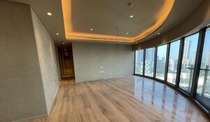 Room in 4 BHK Apartment at Lodha World View, Worli – for Rent